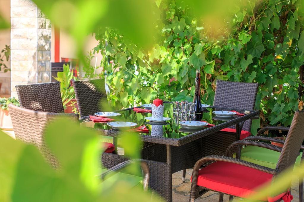 Apartment Zeljana Слатине Екстер'єр фото